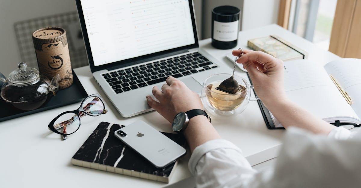 A Newsletter Preflight Checklist Before You Hit Send contextual article image for Email Squid.